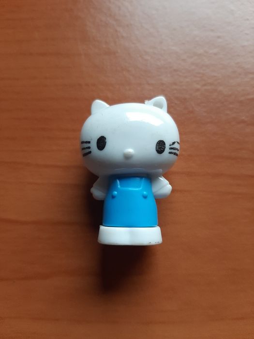 Vários bonecos vintage