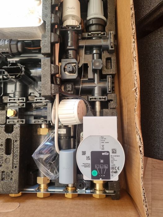 Węzeł danfoss kompaktowy, ogrzewanie podłogowe ,CWU