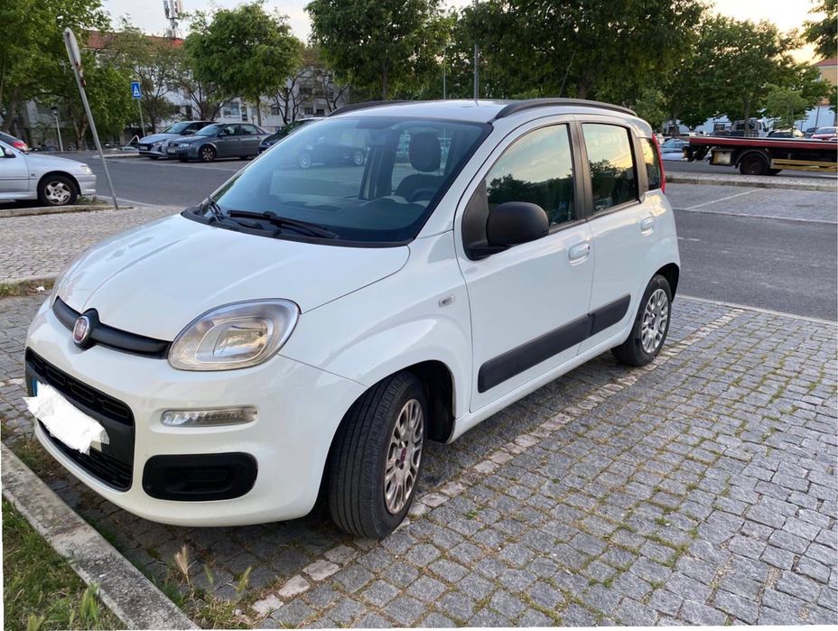 Fiat panda 2014 .