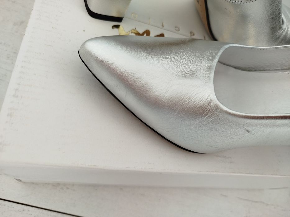 Buty na obcasie R. Polański