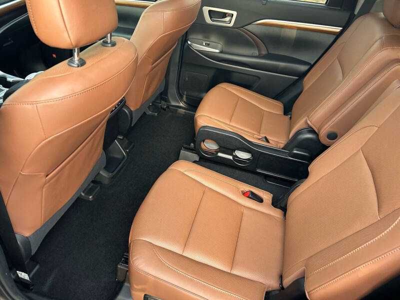 2019 Toyota Highlander