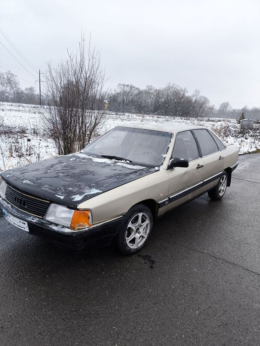 Продам Audi 100 C3 2.2