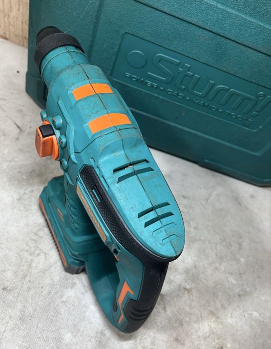 Sturm RH2520CLB Перфоратор 20V 4Ah Безщітковий Кейс