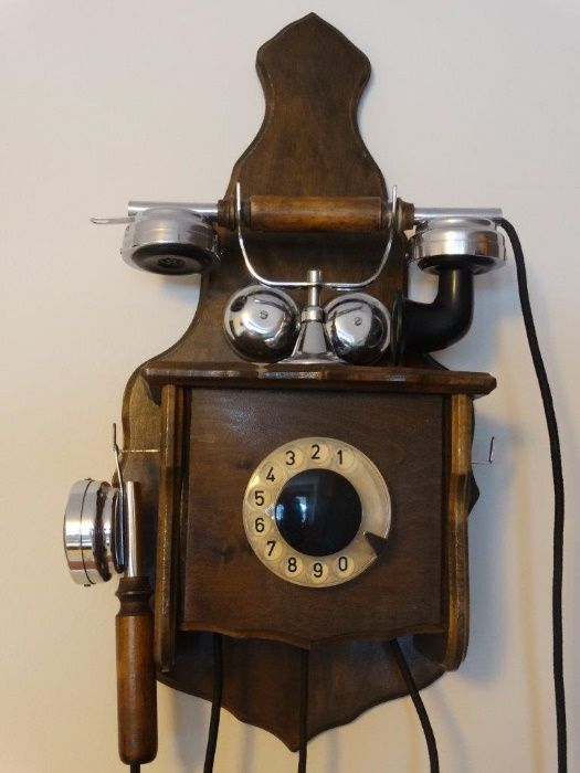 Zabytkowy Telefon Baron