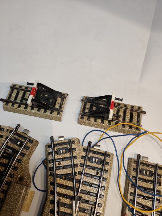 Zwrotnice elektromagnetyczne Marklin - kolejka makieta skala H0.