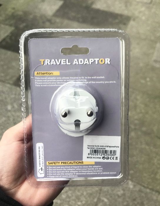 Adaptador de tomada universal com 2 entradas USB -Viagem-EU/UK/USA/etc