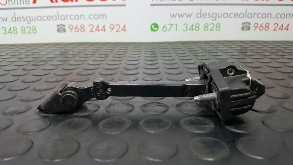 RETENTOR DA PORTA TRASEIRA ESQUERDA RENAULT CLIO IV EXPRESSION