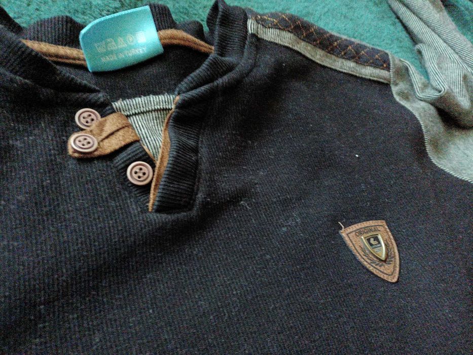 Czarny sweter  bawełniany męski młodzieżowy L