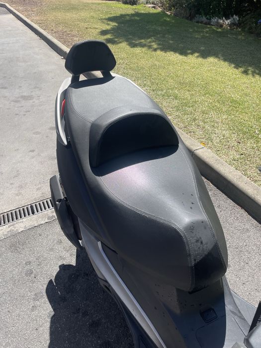 Scooter Sym GTS 125i