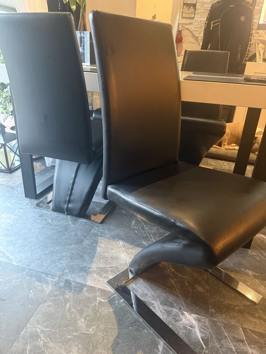 Krzesla eko skóra solidne