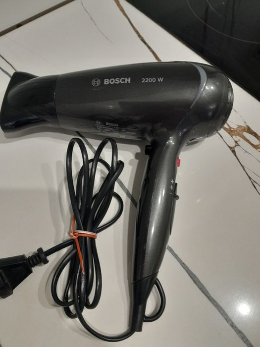 Фены для сушки волос.