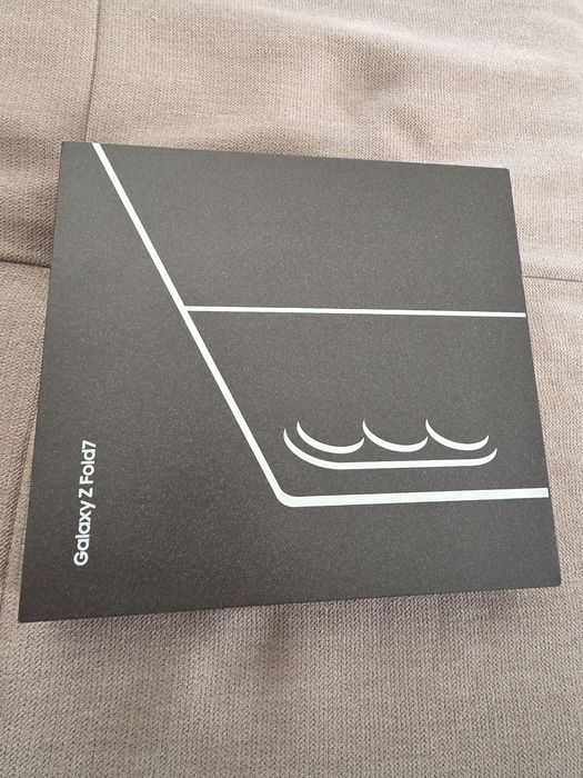 Fold 7 512gb praticamente novo