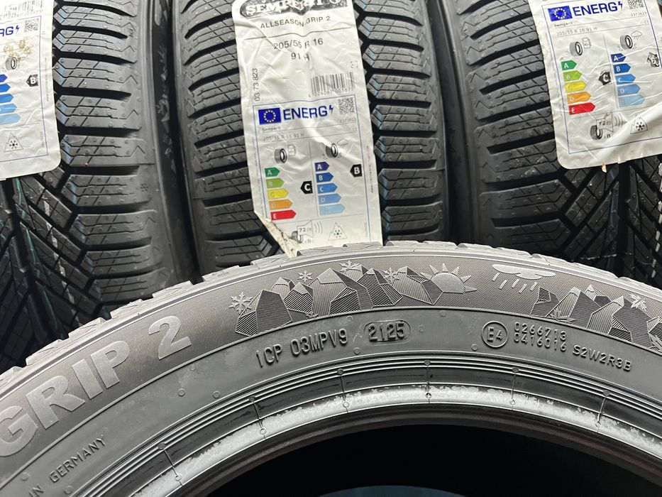 Semperit ALLSEASON-GRIP 205/60 R16 96 V Tutte le stagioni