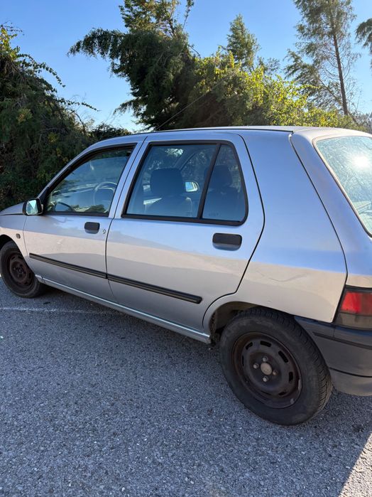 Renault Clio 1.2 — photo 5