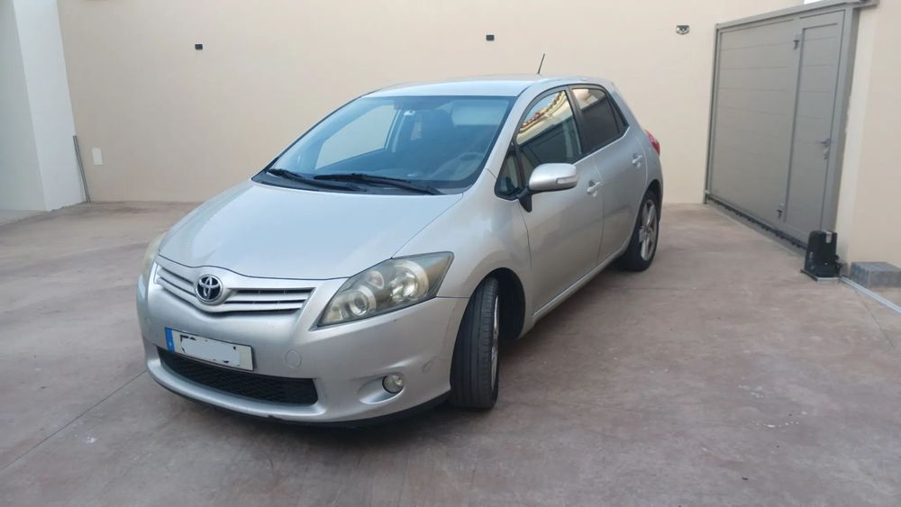 Toyota Auris 1.4 D-4D Exclusive+P.Sport