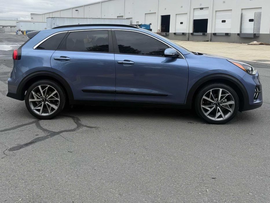 Kia Niro      2022