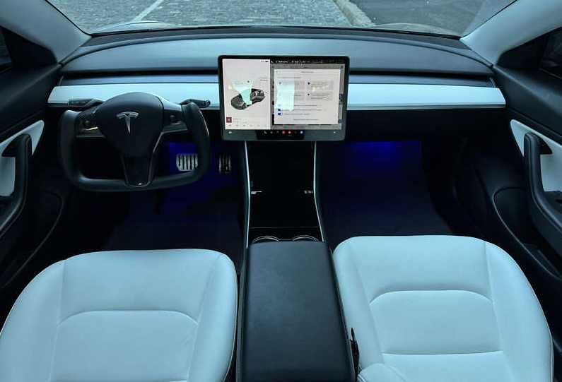 Tesla Model 3 2018