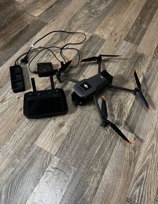 DJI Mavic 3 pro.