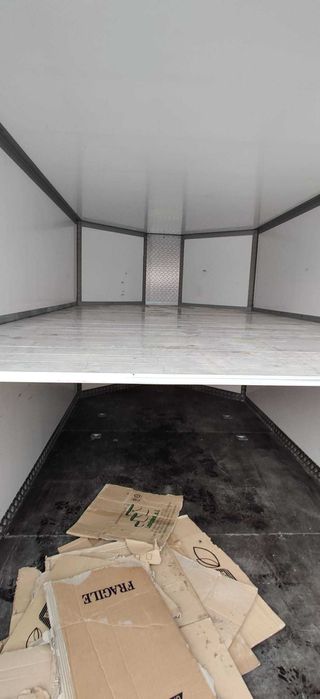 reboque de carga caixa fechada