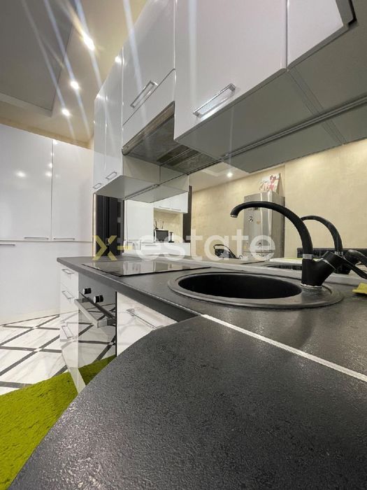 БЕЗ КОМІСІЇ ДЛЯ ПОКУПЦЯ! Продам однокімнатну по Великій Панасівській