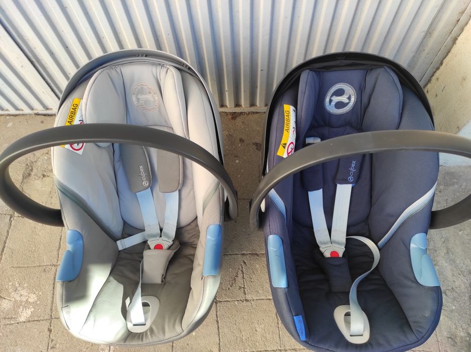 Par de ovinhos/ cadeiras auto Cybex