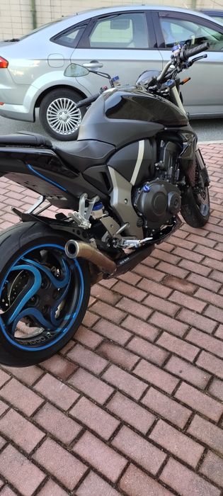 Honda CB1000r 2011