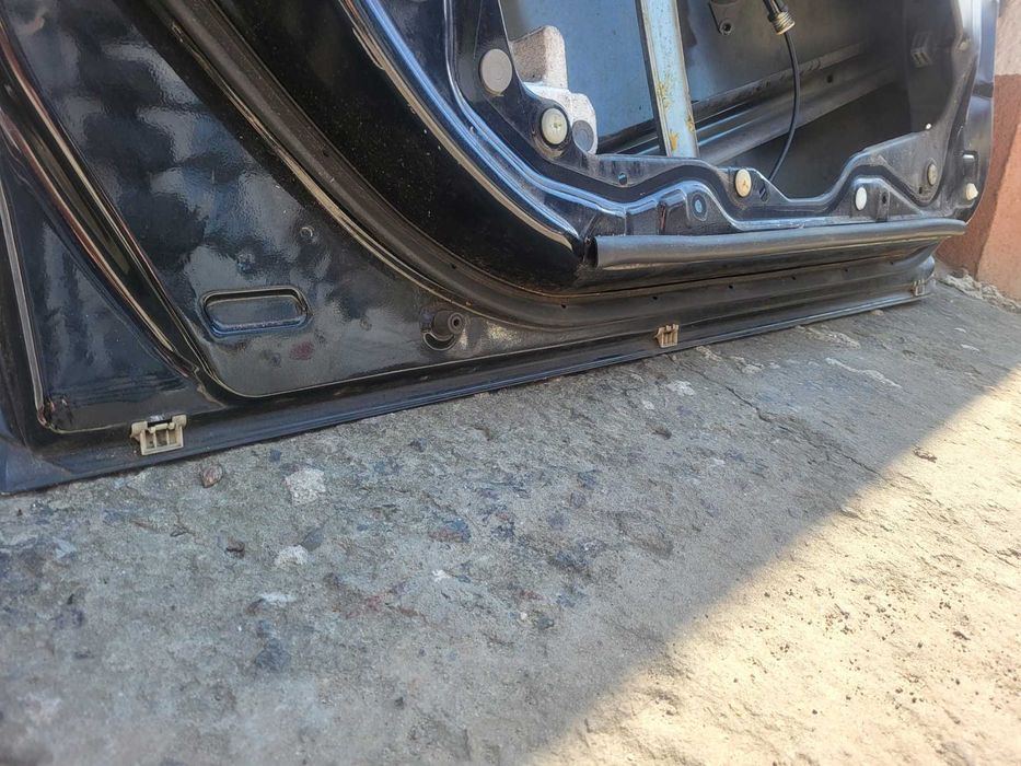 Двері Mazda 3 BK хетчбек передні ліві водійська дверка Мазда 3 бк