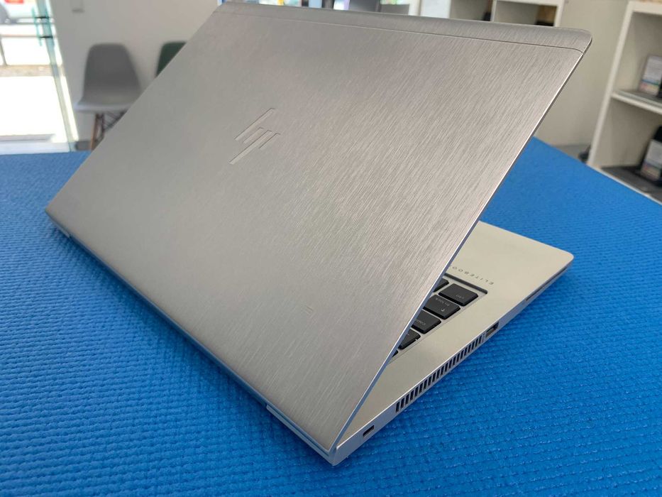 HP EliteBook 830 G6 13.3" Ecrã Tátil | i7-8565U | Elegância, Potência e Produtividade | Loja Física e Web Site