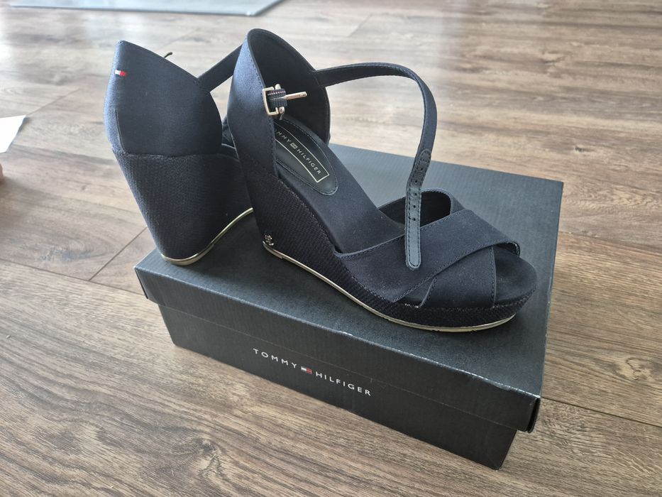 Sandały koturny Tommy Hilfiger r. 39