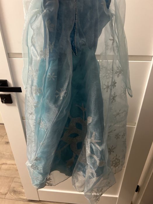 Sukienka kraina lodu