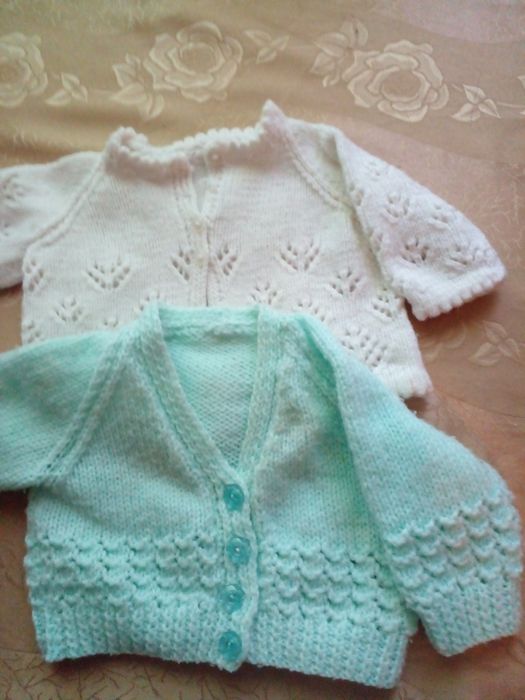 Джинсы, кофты и платья