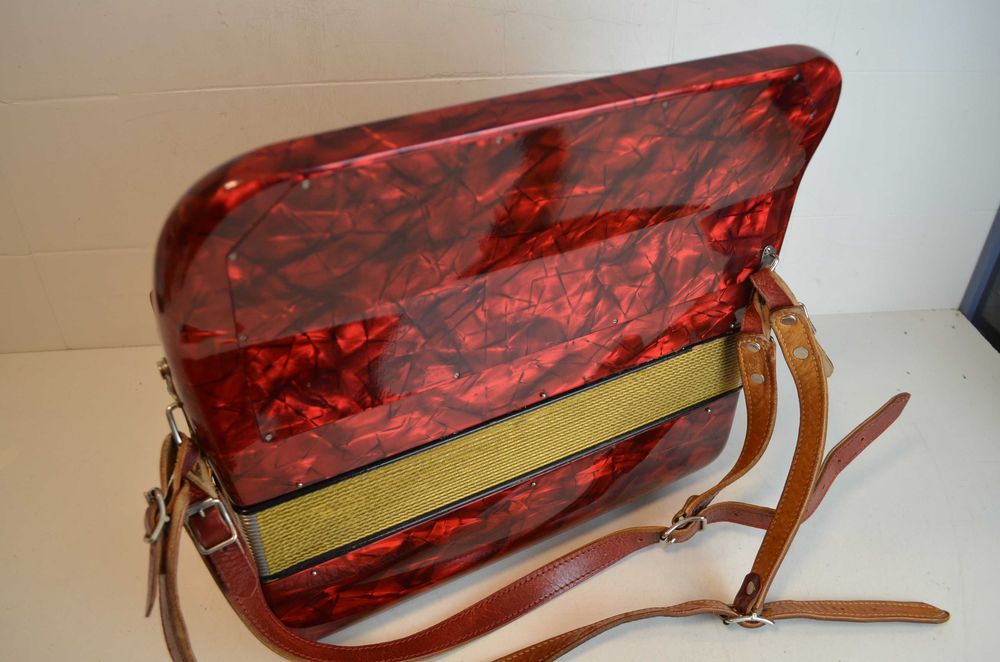 Acordeao hohner Riveira III 3 Voz 96 Baixos, N .408