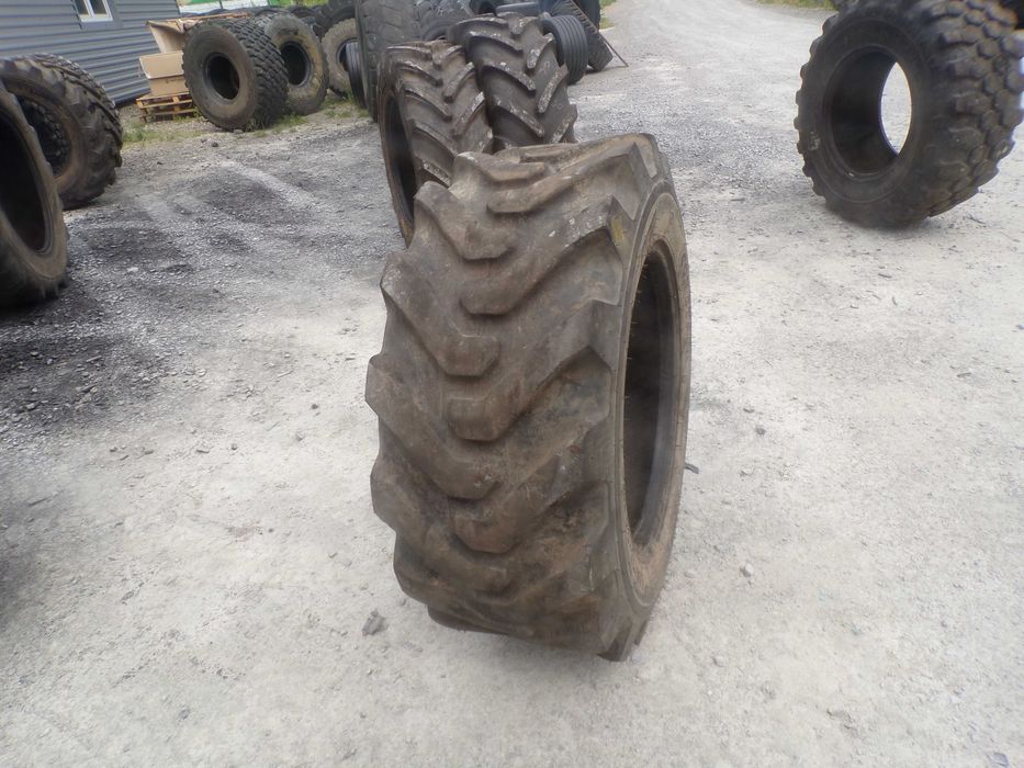 Opona 400/70-24 16.0/70-24 (405/70-24) BKT CON STAR (900 netto)