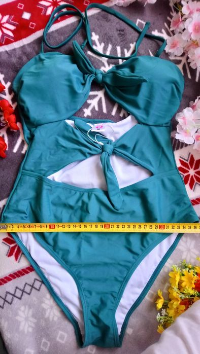 Strój kąpielowy jednoczęściowy shekini M defekt