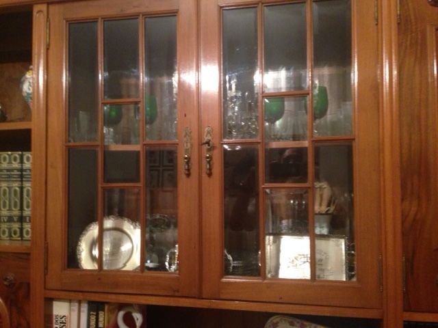 Móvel de sala em mogno