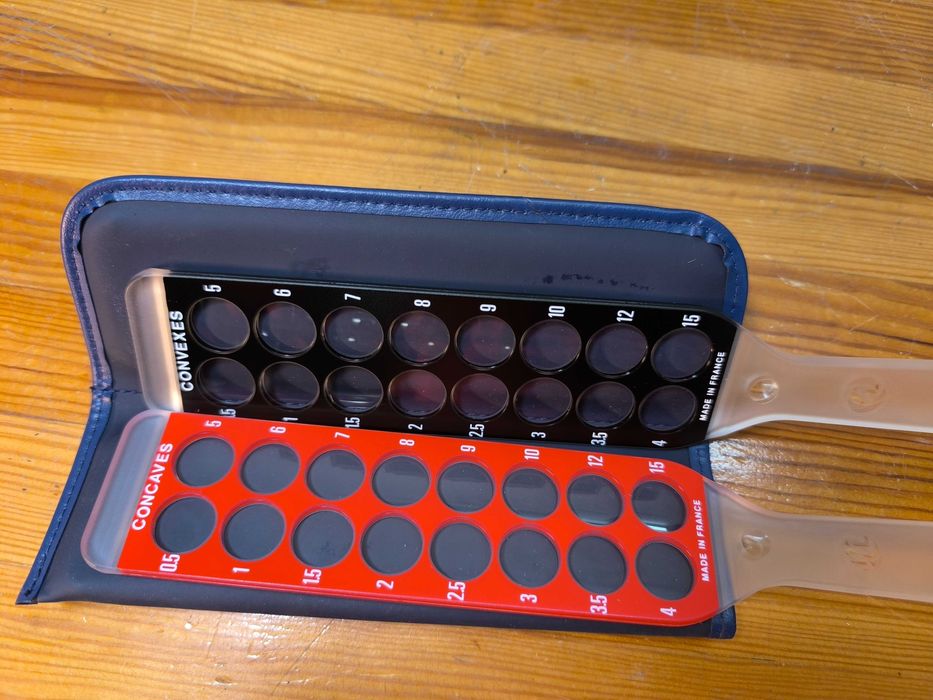 Linijki do skiaskopii