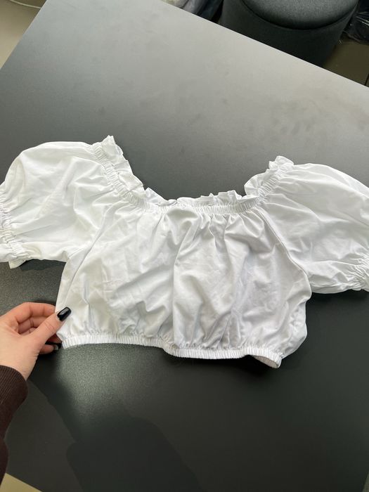 Жіночий топ на літо