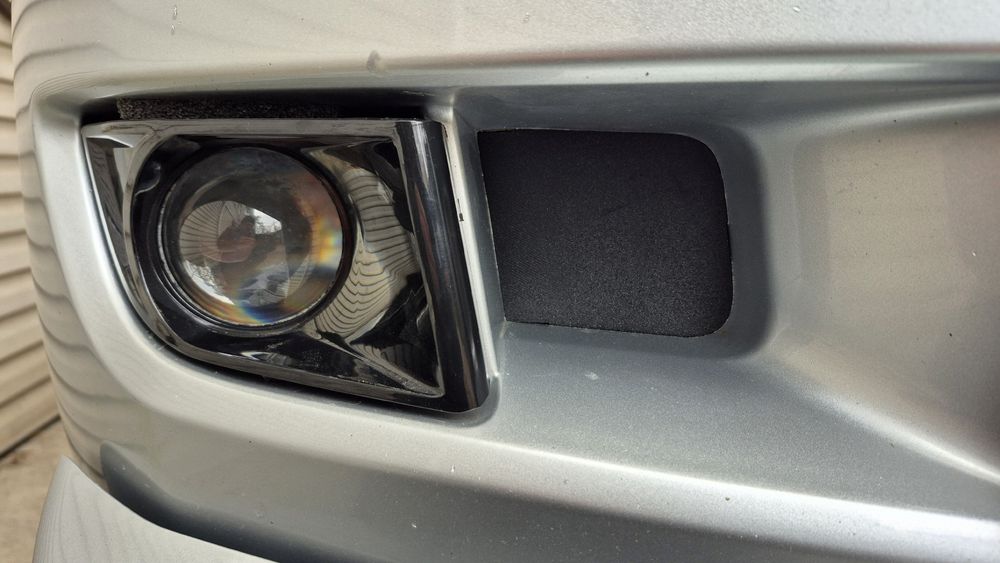 Заглушка бампера Toyota Prado 120.