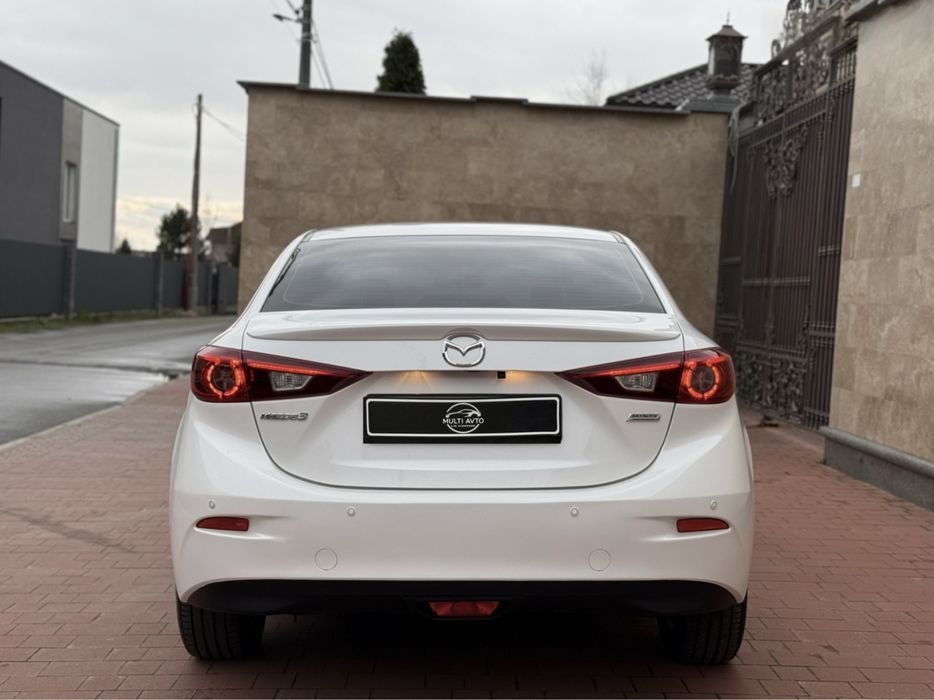 Mazda 3 оренда авто