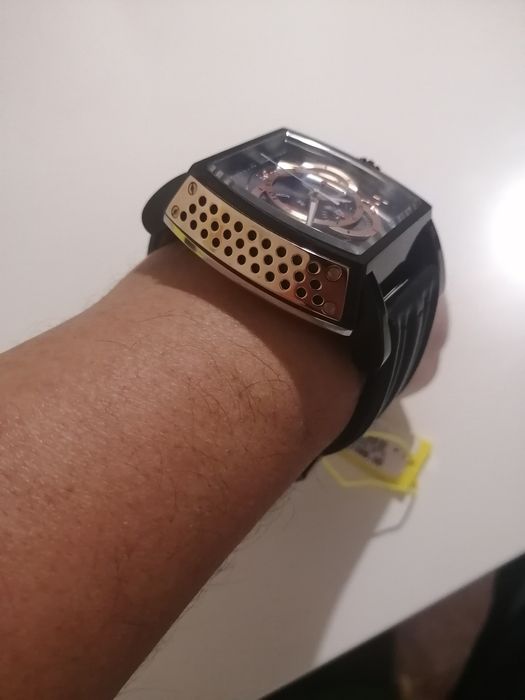 Продам часы INVICTA S1 хронограф