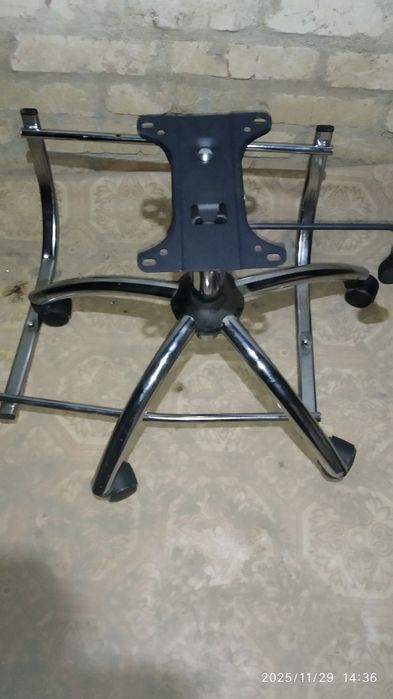 Механізм гойдання, качания для офисного кресла, хрестовина