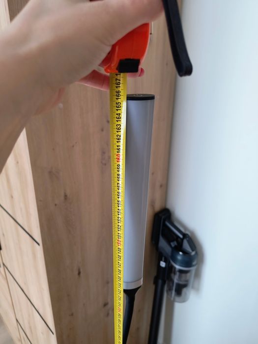 Nowoczesna lampa z funkcją przyciemniania