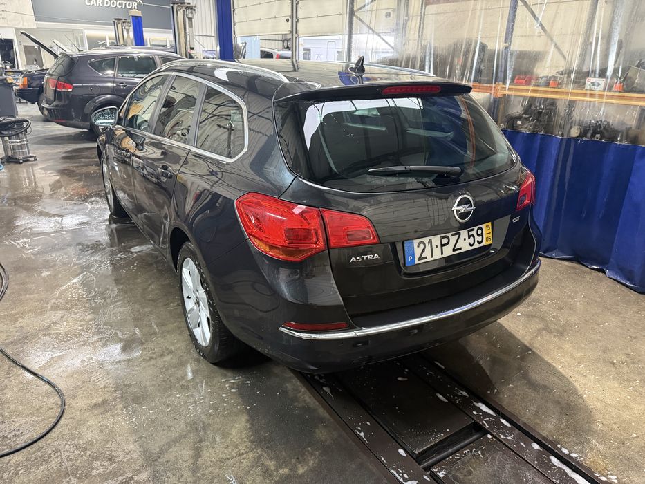 Opel astra caravan 1.6 Cdti