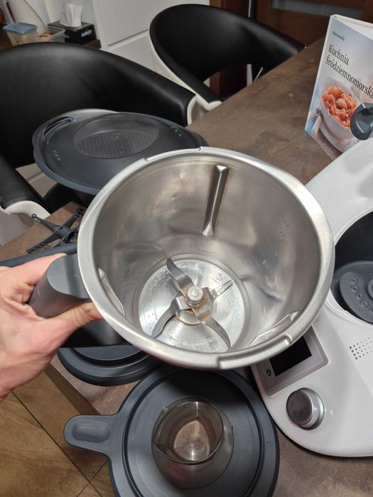 Thermomix  Tm5 używany  plus osprzęt