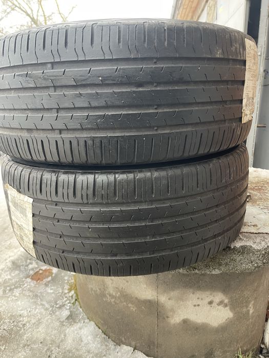Літня резина пара 225/45 R18 continental