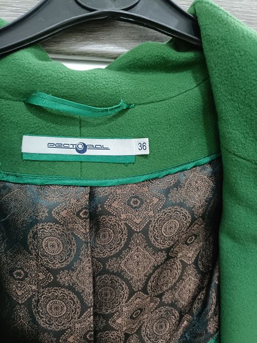 Пальто розмір 36