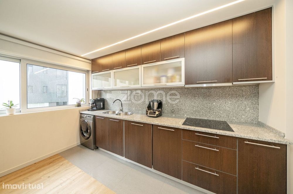 Apartamento T3 Renovado, em Vila de Prado, Vila Verde