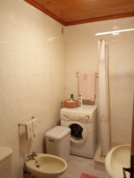 Linda casa de aldeia, com 3 andares - Pronta a entrar.