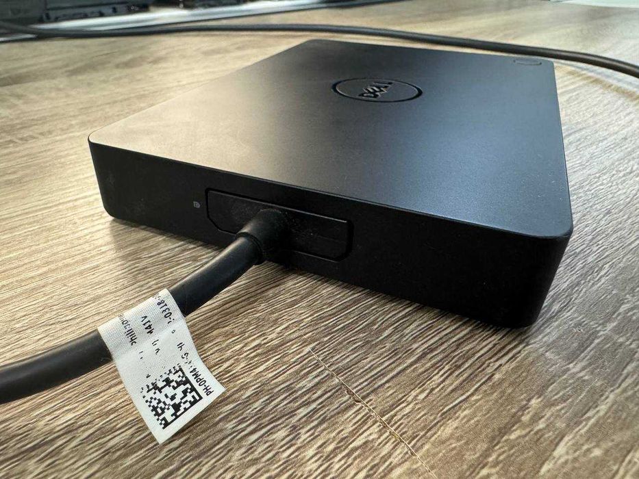 Б/В  Док-станція Dell WD15 K17A