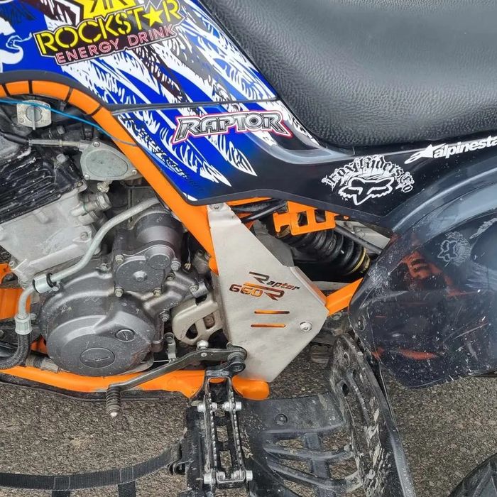 Osłony boczne ramy Yamaha Raptor 660 R quad